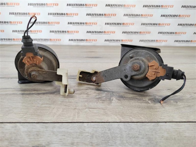 Звуковой сигнал, 2000 рублей, Москва