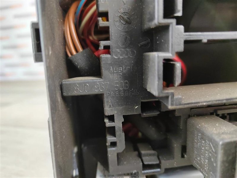 Блок предохранителей под капот, 2400 рублей, Москва