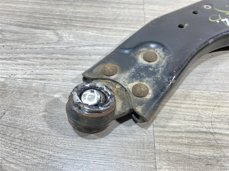 Рычаг передний нижний, 1800 рублей, Севастополь