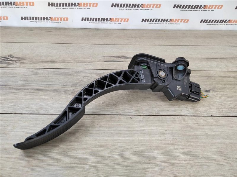 Педаль газа, 400 рублей, Москва