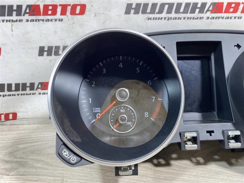 Панель приборов, 2500 рублей, Севастополь