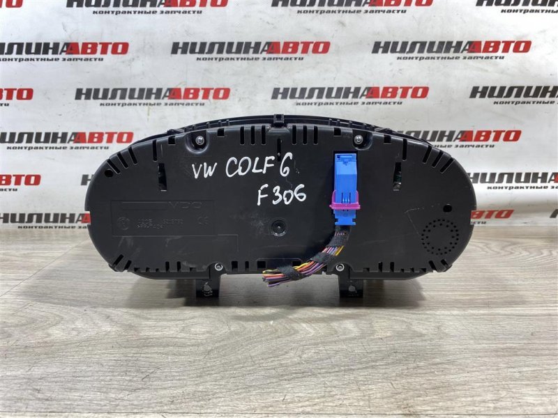 Панель приборов, 2500 рублей, Севастополь