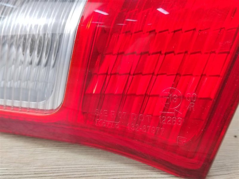 Фонарь в крышку багажника, 1000 рублей, Москва