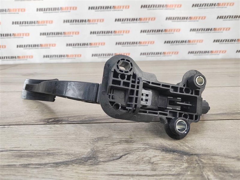 Педаль газа, 400 рублей, Москва