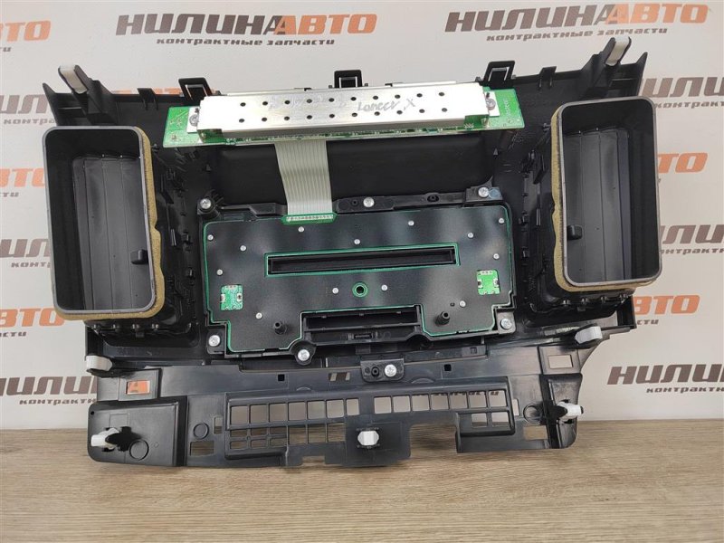 Блок управления мультимедиа, 3000 рублей, Москва