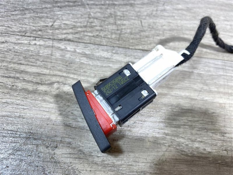 Кнопка аварийной сигнализации, 500 рублей, Севастополь