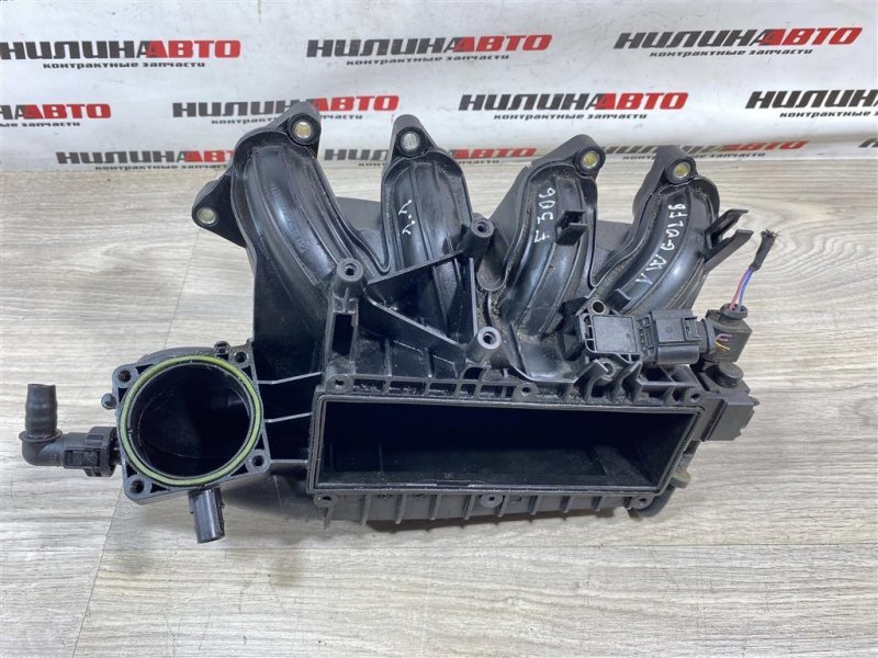 Коллектор впускной, 1300 рублей, Севастополь