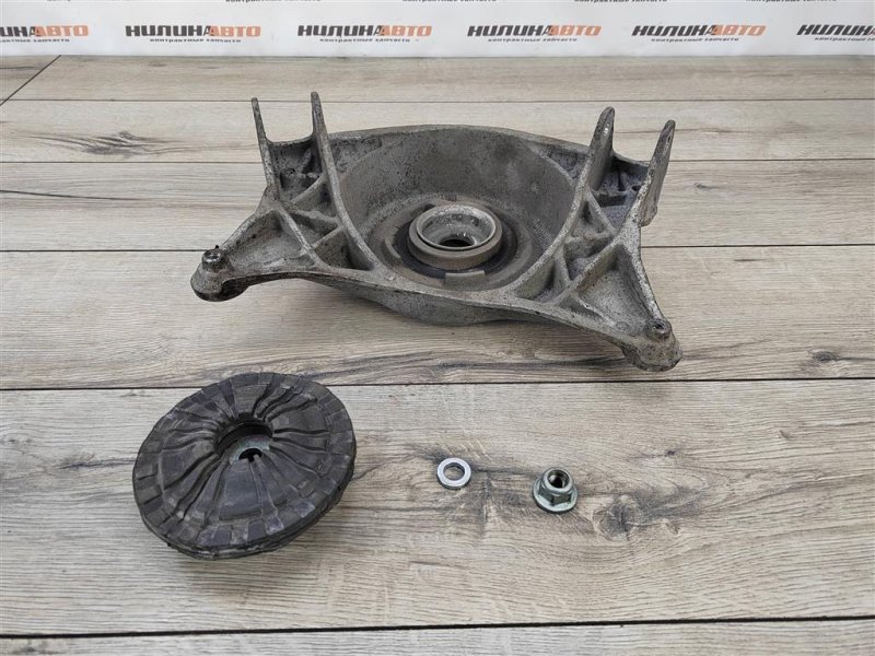 Опорный кронштейн амортизатора, 1000 рублей, Москва