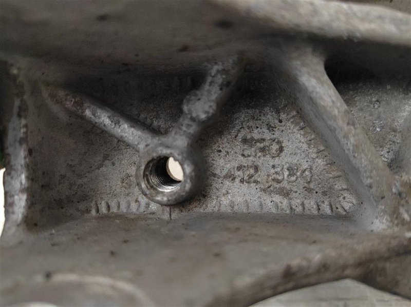 Опорный кронштейн амортизатора, 1000 рублей, Москва