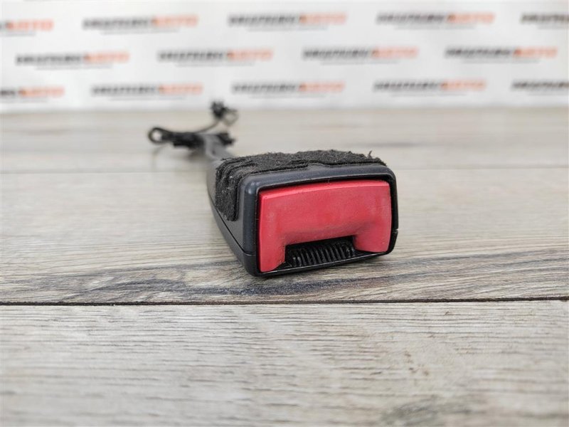 Замок ремня безопасности, 1000 рублей, Москва