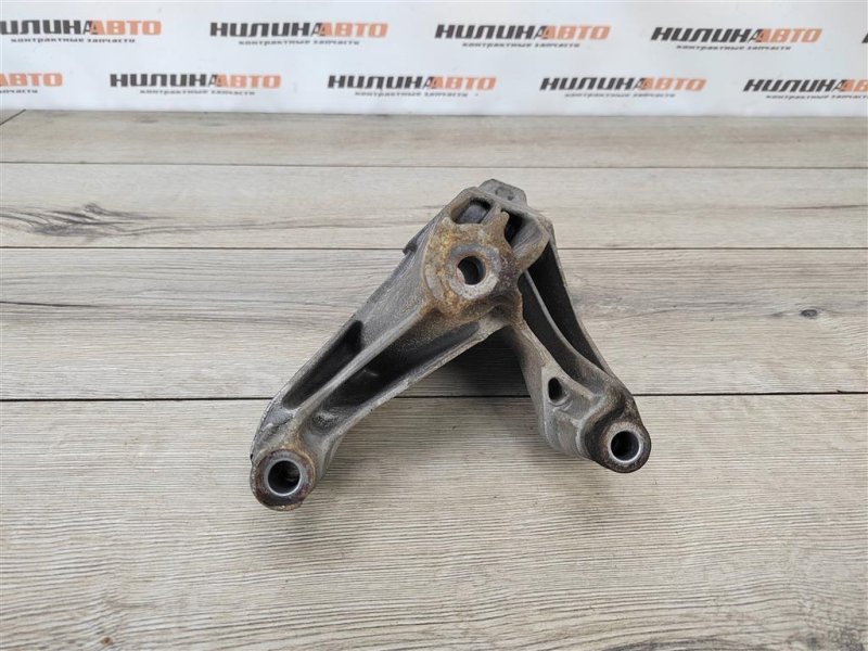 Кронштейн двигателя, 450 рублей, Москва