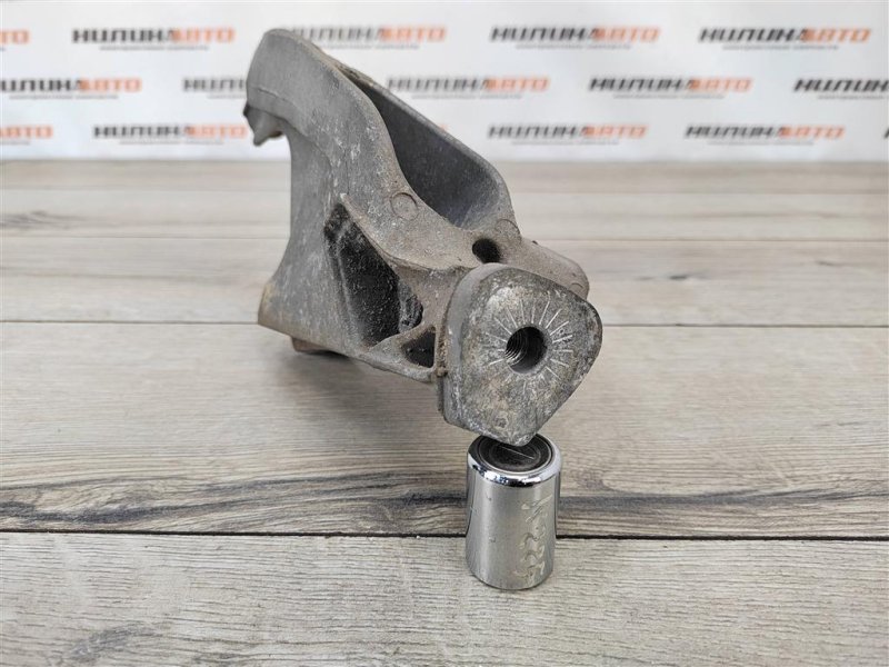 Кронштейн двигателя, 450 рублей, Москва