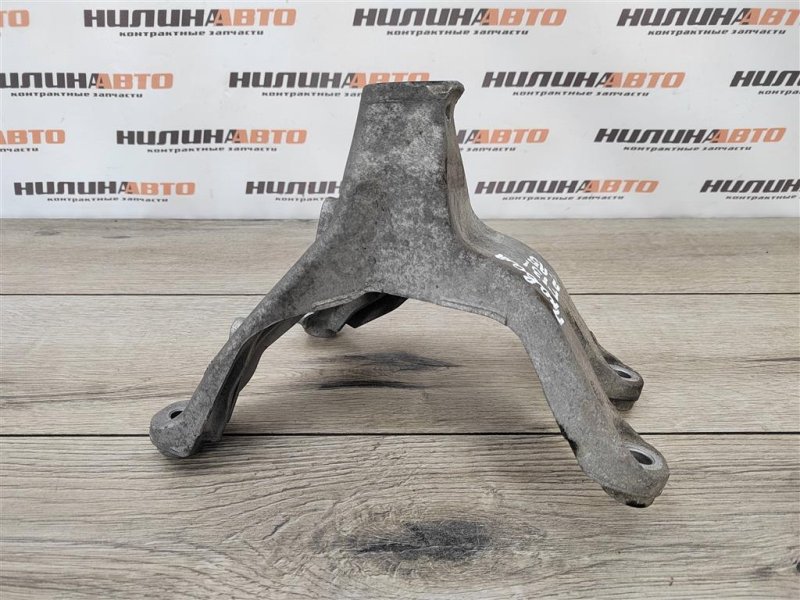 Кронштейн двигателя, 500 рублей, Москва