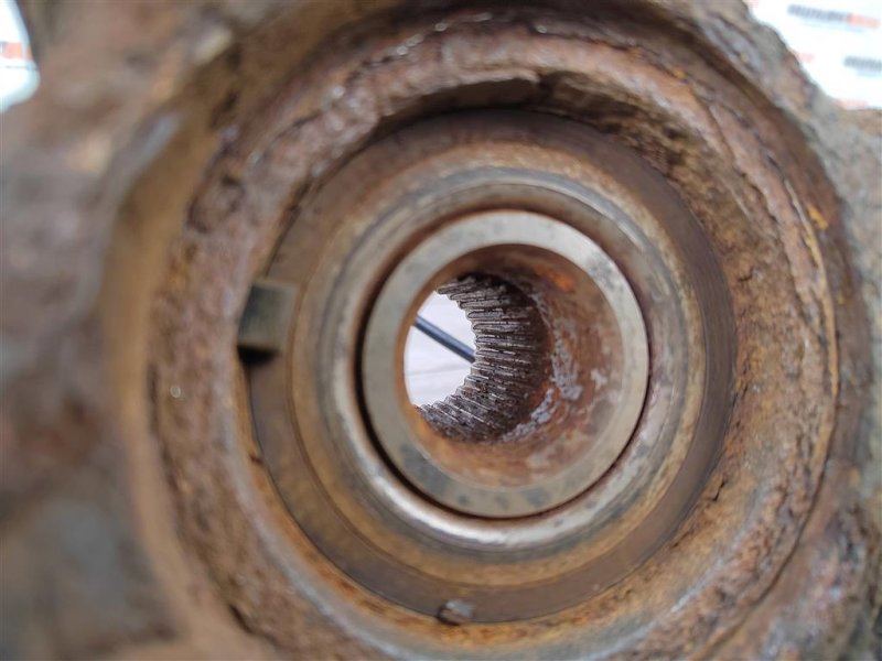 Кулак поворотный, 2000 рублей, Москва