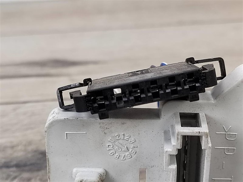 Плата фонаря, 2000 рублей, Москва