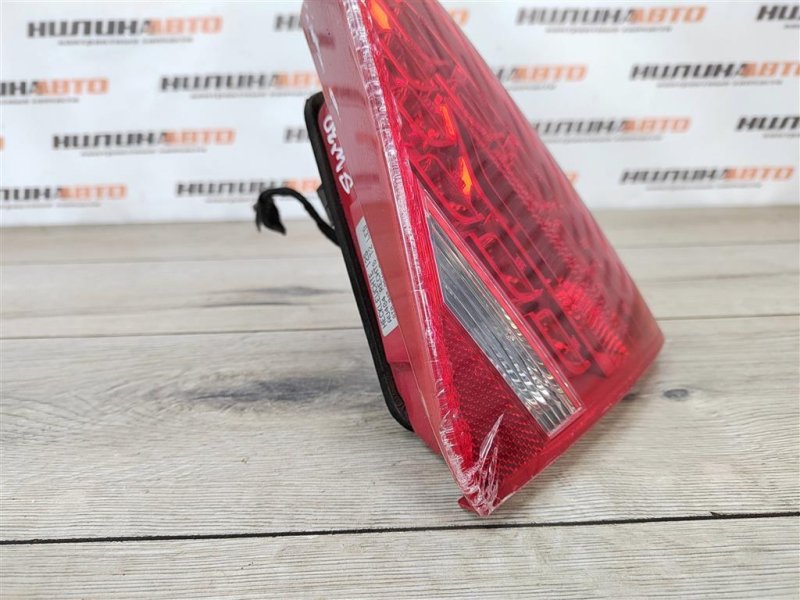 Фонарь в крышку багажника, 900 рублей, Москва