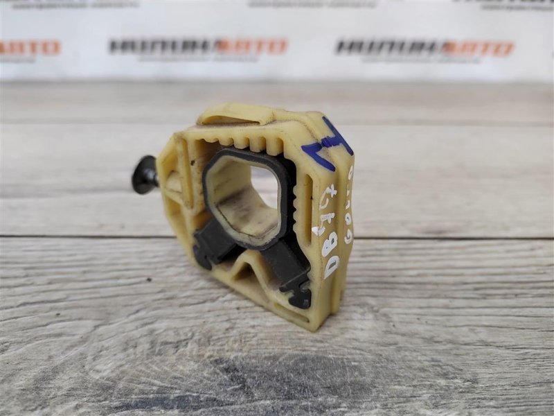 Крепление радиатора, 300 рублей, Москва