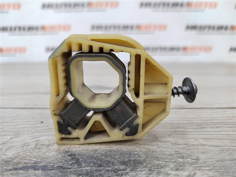 Крепление радиатора, 300 рублей, Москва