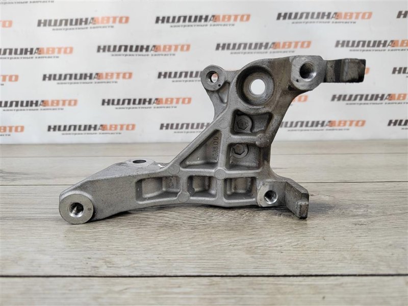 Кронштейн компрессора кондиционера, 400 рублей, Москва