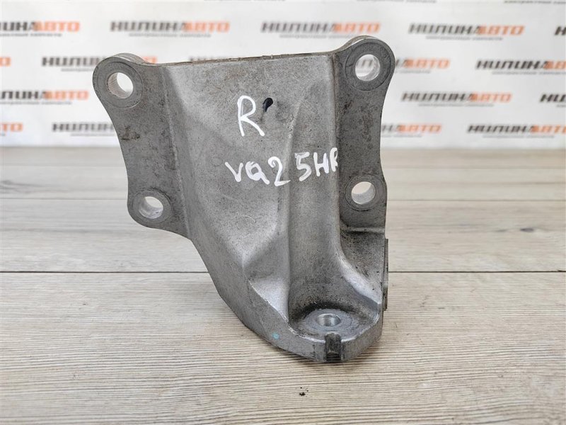 Кронштейн двигателя, 800 рублей, Москва