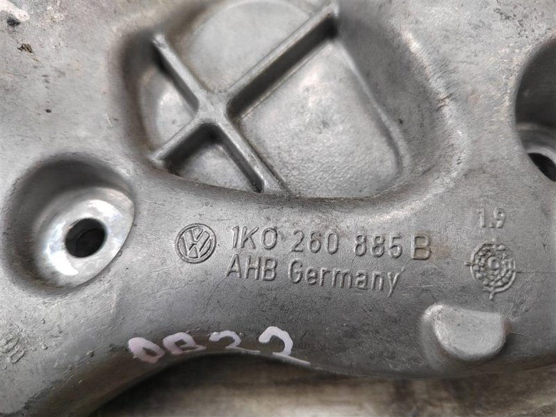 Кронштейн компрессора кондиционера, 500 рублей, Москва