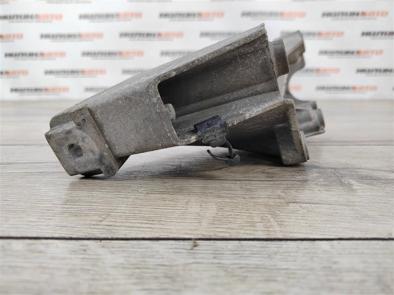 Кронштейн двигателя, 500 рублей, Москва