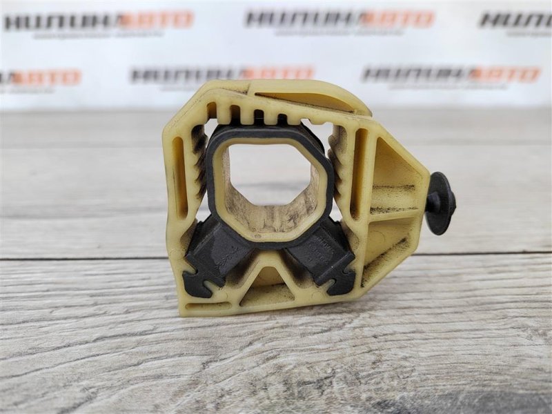 Крепление радиатора, 300 рублей, Москва