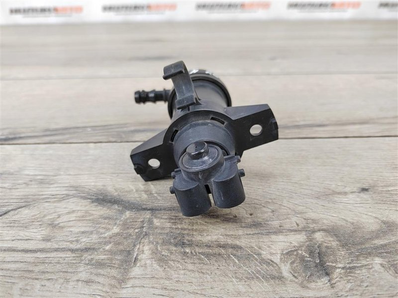 Форсунка омывателя фар, 1350 рублей, Москва