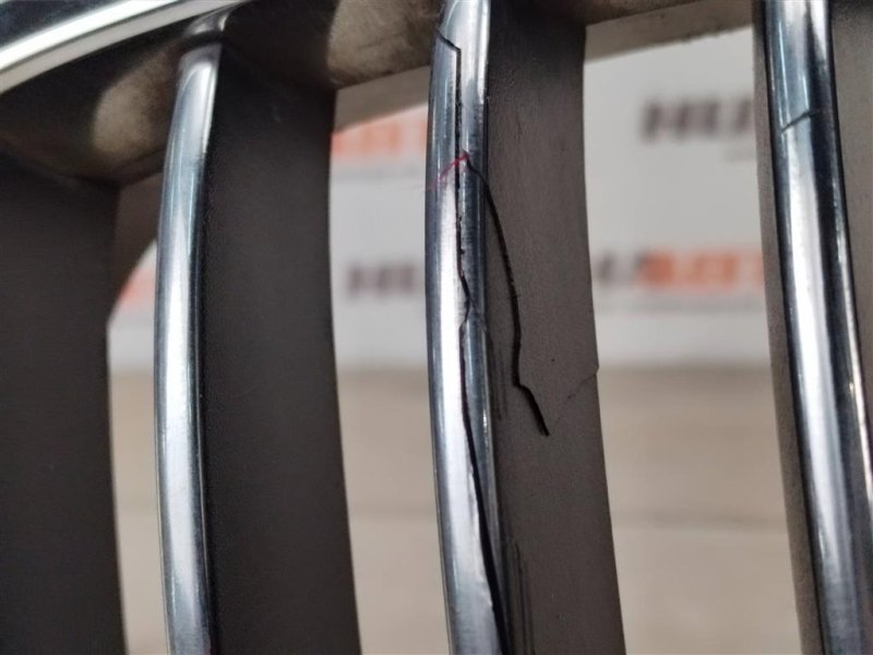 Решетка радиатора, 500 рублей, Москва