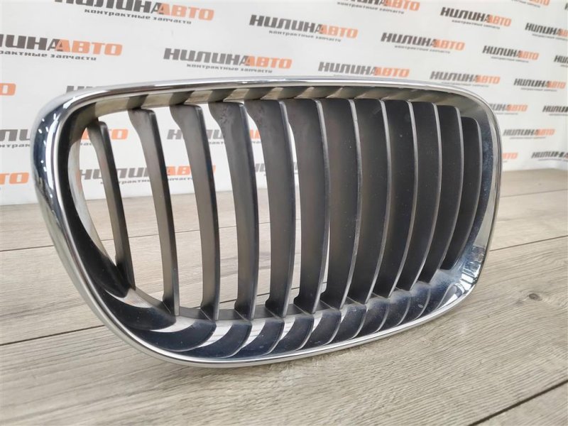 Решетка радиатора, 2000 рублей, Москва