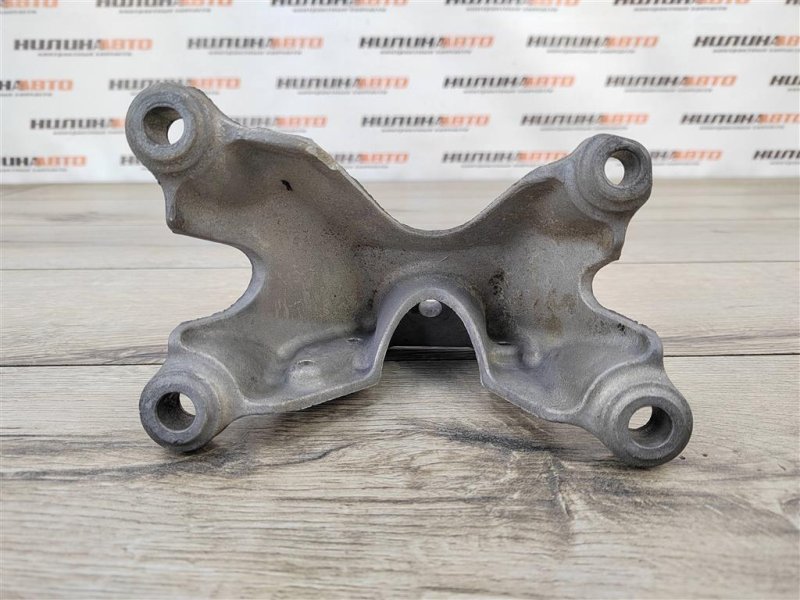 Кронштейн двигателя, 450 рублей, Москва