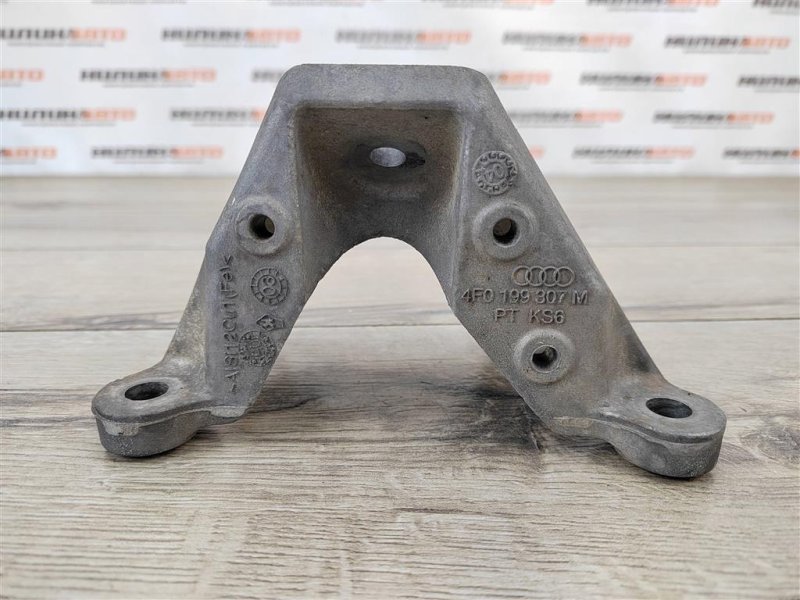 Кронштейн двигателя, 450 рублей, Москва