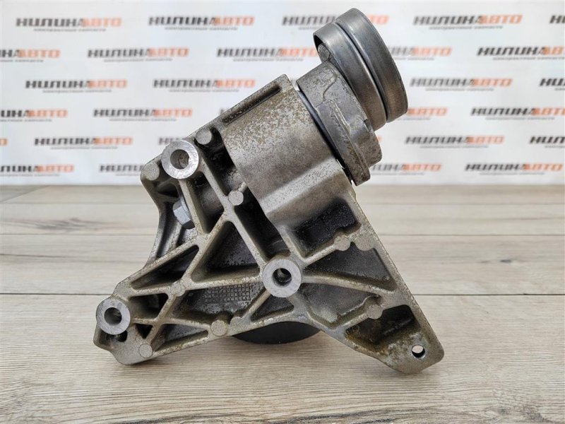 Кронштейн компрессора кондиционера, 400 рублей, Москва