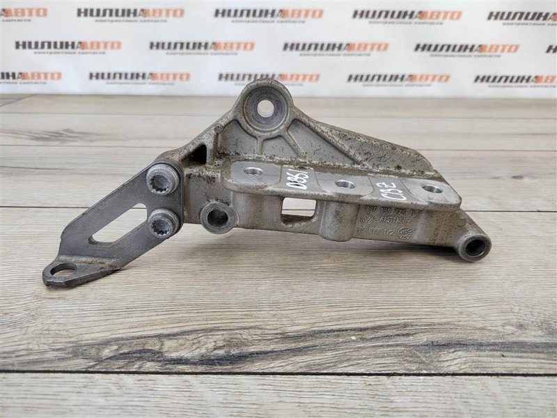 Кронштейн двигателя, 500 рублей, Москва