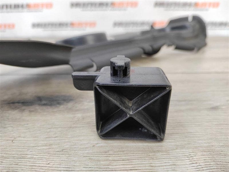 Дефлектор радиатора, 800 рублей, Москва