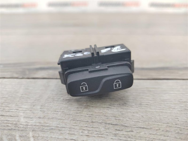 Кнопка центрального замка, 400 рублей, Москва