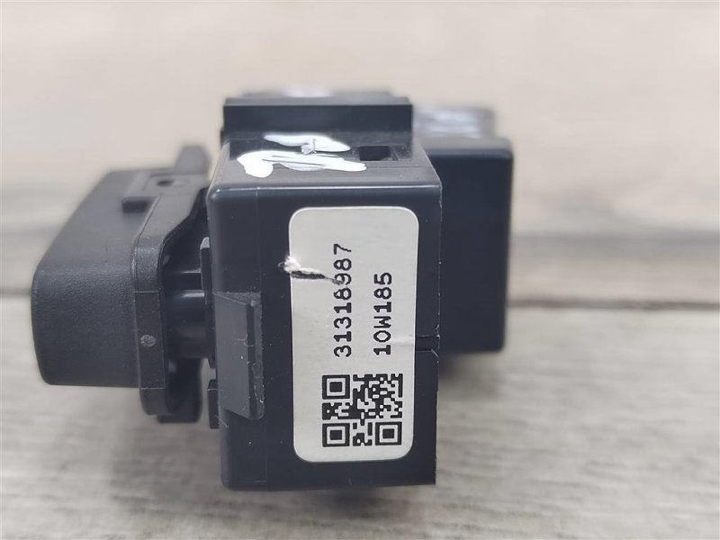 Кнопка центрального замка, 400 рублей, Москва