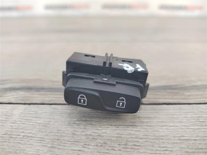 Кнопка центрального замка, 400 рублей, Москва