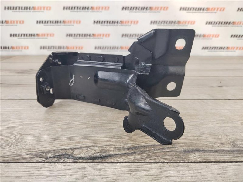 Кронштейн радиатора, 1200 рублей, Москва