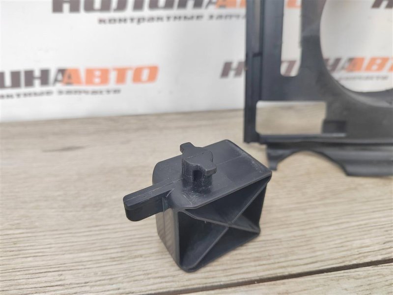 Дефлектор радиатора, 800 рублей, Москва