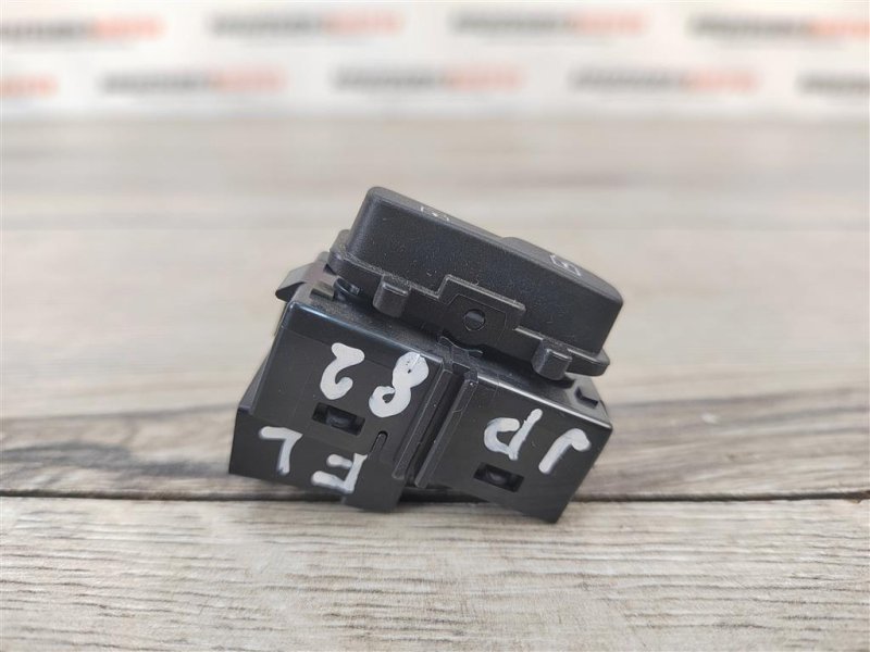 Кнопка центрального замка, 400 рублей, Москва