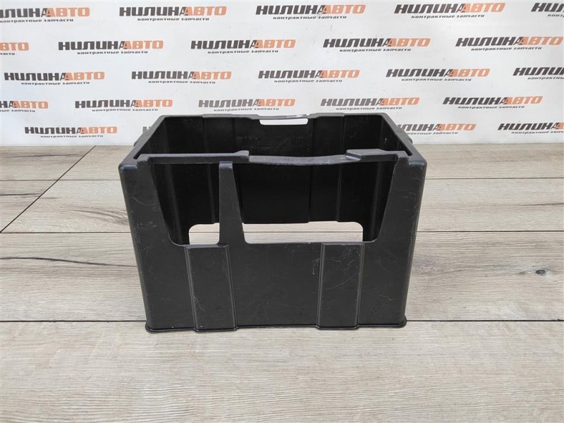 Корпус АКБ, 600 рублей, Москва