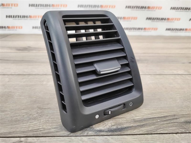 Дефлектор в торпедо, 1000 рублей, Москва