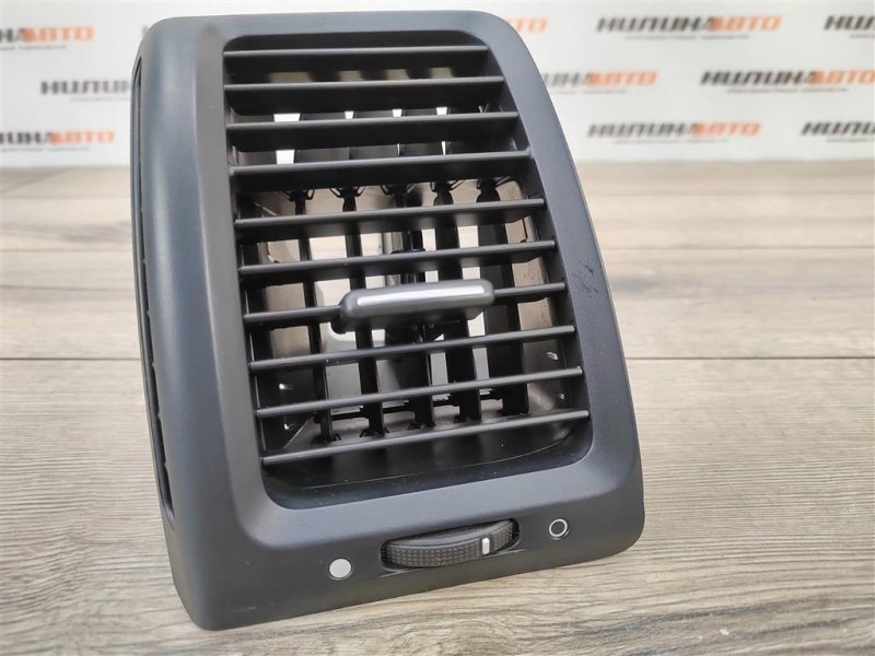 Дефлектор в торпедо, 1000 рублей, Москва