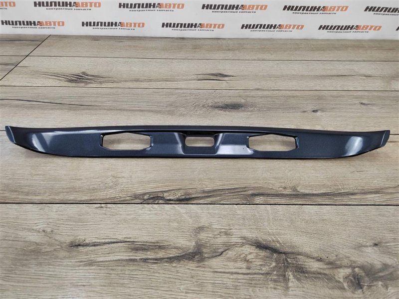 Накладка крышки багажника, 1100 рублей, Москва