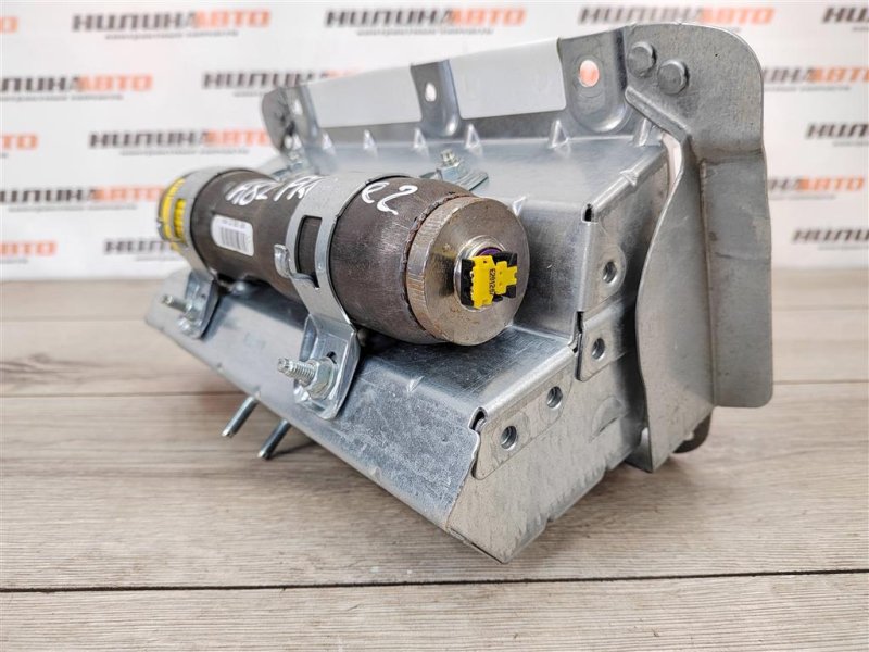 Подушка безопасности в торпедо, 1800 рублей, Москва