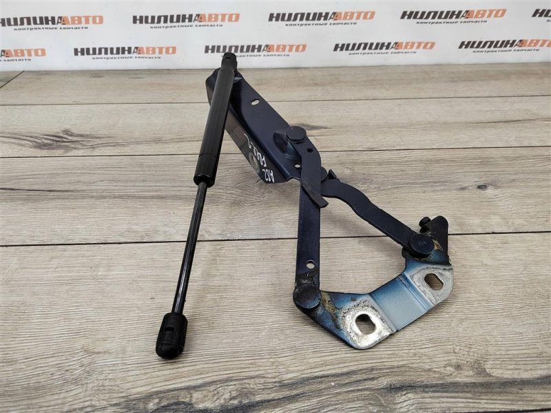 Петля капота, 500 рублей, Москва