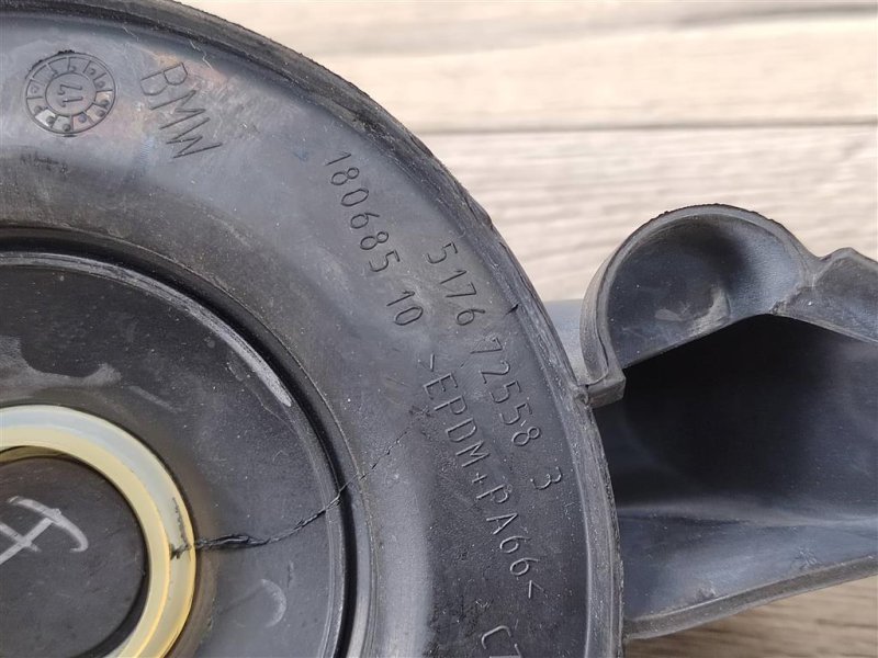 Уплотнитель, 500 рублей, Москва