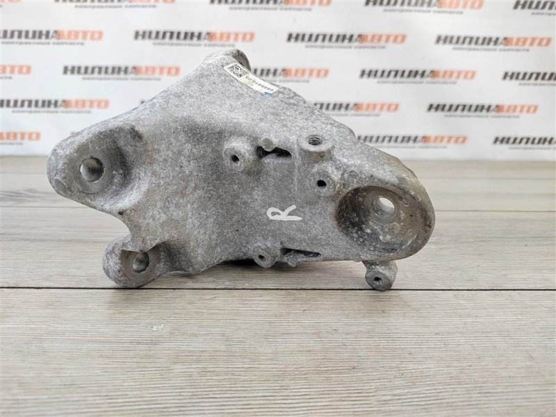 Кронштейн двигателя, 2000 рублей, Москва