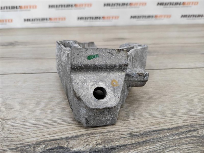 Кронштейн двигателя, 2000 рублей, Москва